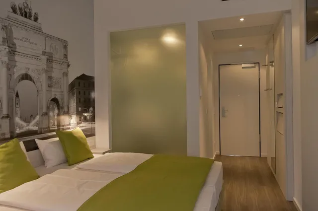 غرفة قياسية بسرير فردي، Super 8 by Wyndham Munich City North 5/10