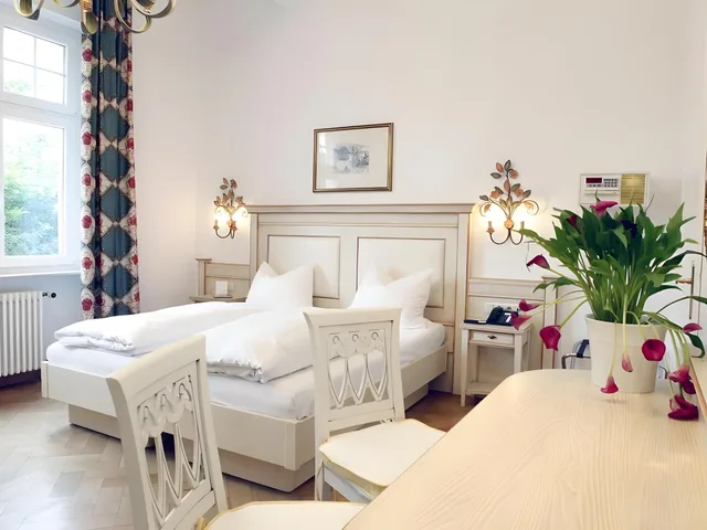 Comfort, Twin Beds, Hotel Seibel 2/2