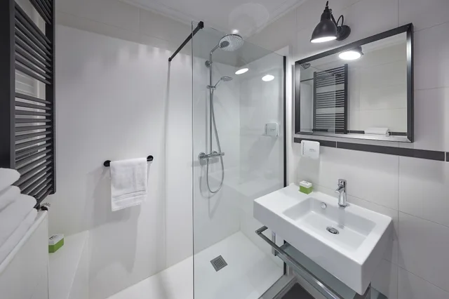 1 Bedroom, City, Apartment, Queen Bed, NOVA APARTMENTS 3/5