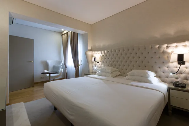 جناح، Meira Hotel 1/3