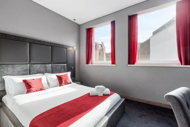 غرفة قياسية مزدوجة، The Bryson Hotel 6/10