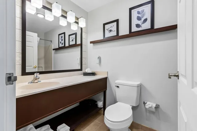 استوديو بسرير كينج، Country Inn & Suites by Radisson, Chambersburg, PA 3/3