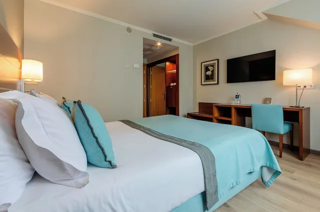 غرفة بسرير مزدوج، Turim Europa Hotel 2/9