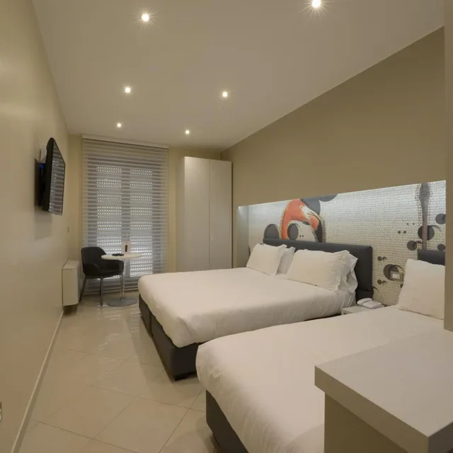 غرفة قياسية ثلاثية، Imperiali Hotel 1/7