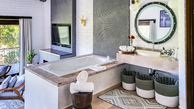 Master, Suite, Cabin، Sierra Lago Resort And Spa 3/3