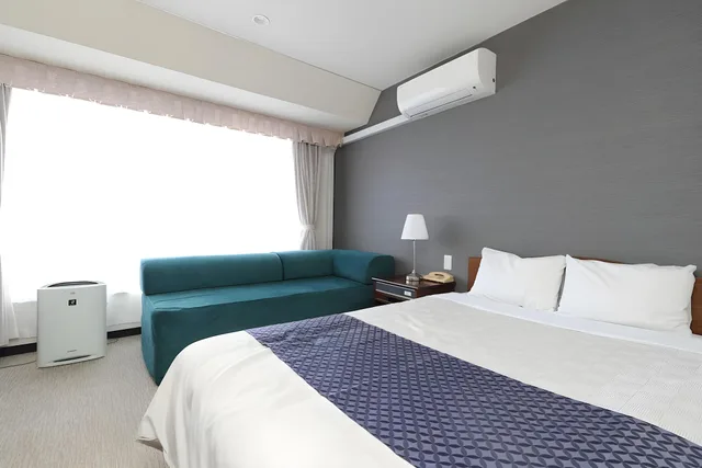 غرفة اقتصادية، Hotel 21 1/3