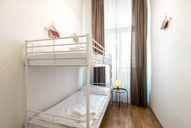 Mezzanine, 2 Bedrooms, Gallery, Apartment, Bunk Bed, 3 Beds, Private Bathroom, Sofa، Hybernska Apartments 3/10