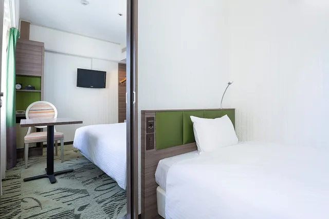 غرفة متصلة بسريرين منفصلين، Hotel Keihan Tenmabashi 1/7