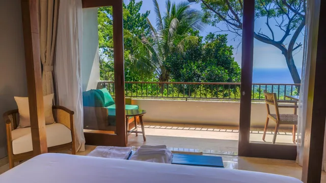 Connecting, Suite, Double Bed, Sea View, Sanglung Villa 7/10