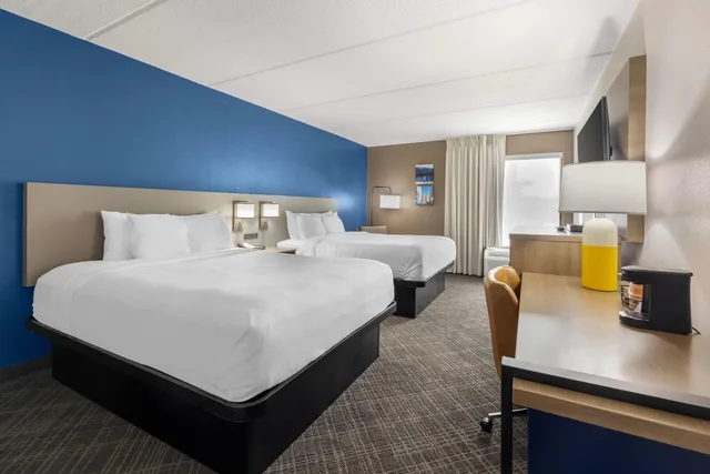 غرفة رباعية بسريرين كوين، Comfort Inn Chattanooga Downtown Southside 1/6