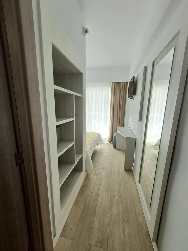 غرفة مفردة بشرفة، Bellevue Vistanova 2/3