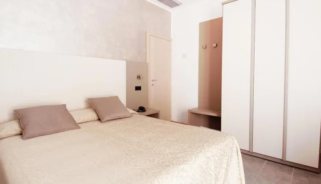 غرفة سوبيريور رباعية، Hotel Aria Di Mare 5/6