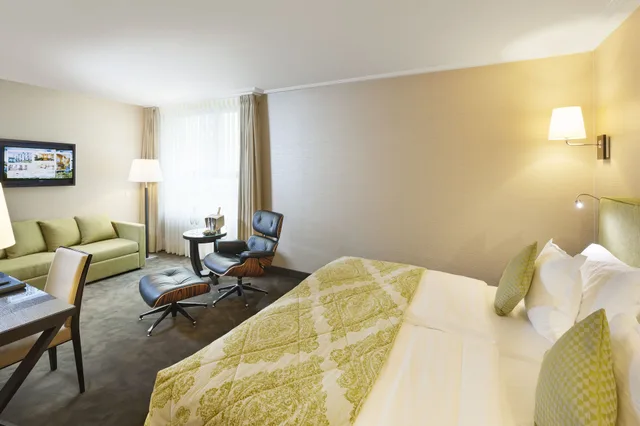 غرفة سوبيريور بسرير كينج مع أريكة، Grand Hotel Casselbergh 3/5