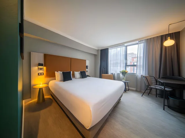 Superior, King Bed, City Side, Maek Hotel Antwerp Central - Handwritten Collection 3/10