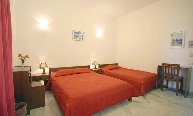 غرفة ثلاثية بسرير كوين وسرير فردي، Palazzo Hotel 1/2