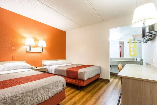 غرفة ديلوكس بسريرين مزدوجين، Motel6 Tempe, AZ – Phoenix Airport – Priest Dr 2/7