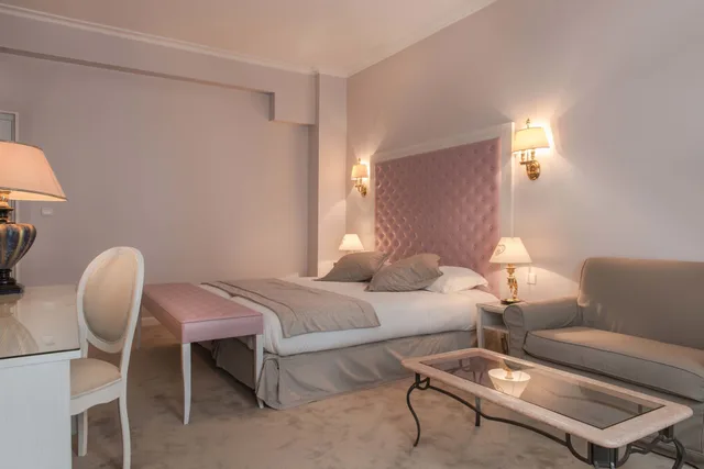 جناح جونيور بسريرين منفصلين، Hotel Princesse Caroline 5/7