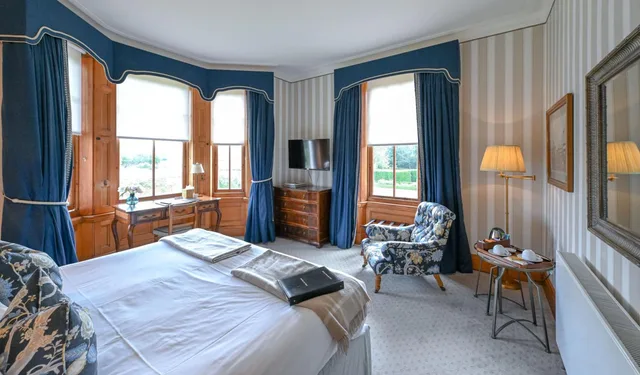 غرفة ديلوكس بسرير مزدوج بحمام خاص، Jockey Club Rooms 2/10