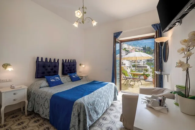 غرفة شهر العسل بسرير كوين، Florida Residence 1/4