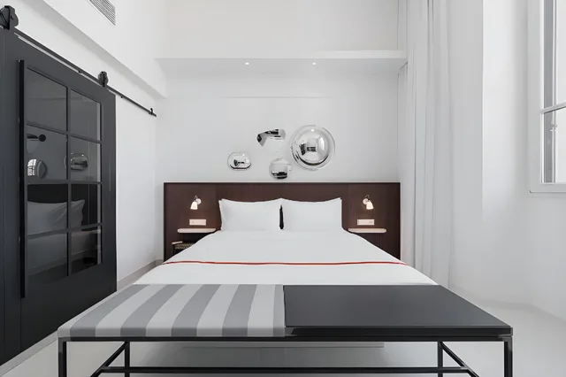 Wow, Single، Ruby Bea Hotel Florence 1/1