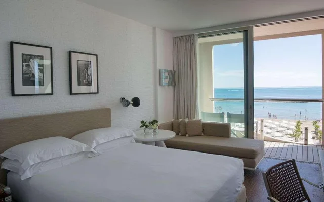Deluxe Front Sea View، Excelsior Hotel, Spa & Lido 3/10