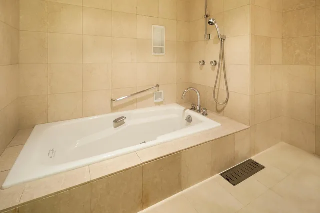 جناح غراند جونيور بسرير مزدوج مع دخول الصالة، Sapporo Grand Hotel 5/6