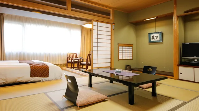 غرفة يابانية غربية، Kotohira Onsen Kotosankaku 1/1