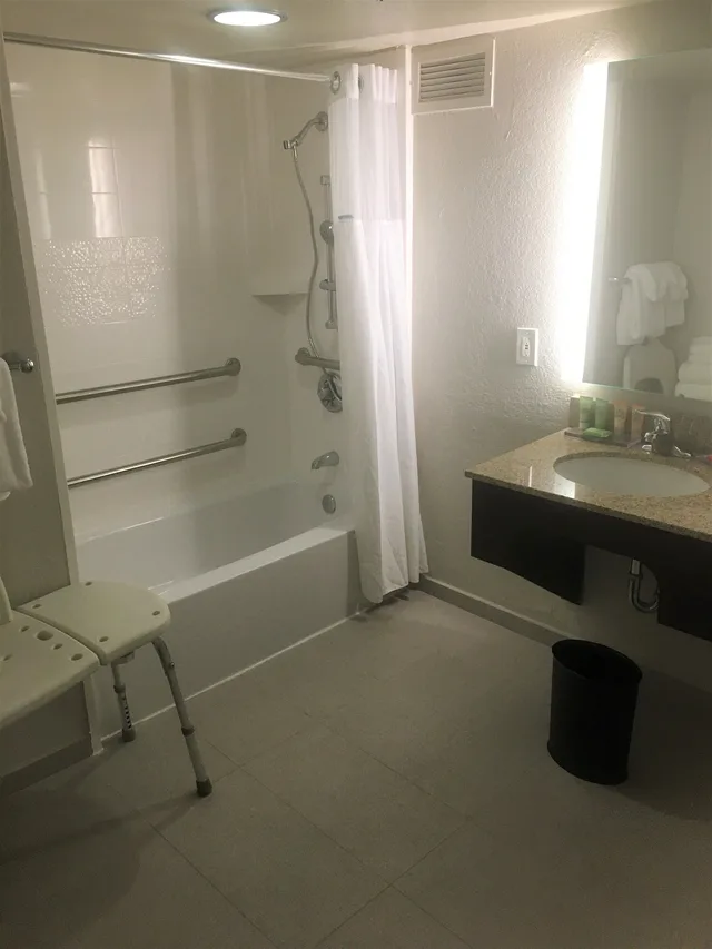 Room, Queen Bed, Exterior Entrance, Accessible, Wyndham Garden Lake Buena Vista Disney Springs Resort 6/7
