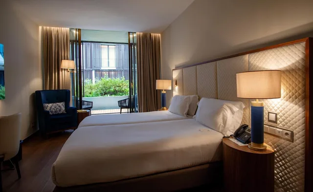 غرفة سوبيريور بسريرين منفصلين بشرفة، Boeira Garden Hotel Porto Gaia, Curio Collection by Hilton 5/10
