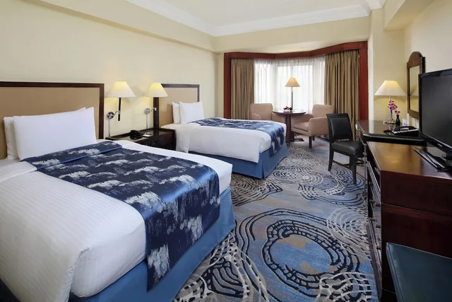 غرفة ديلوكس بسريرين منفصلين، Diamond Hotel Philippines 4/5
