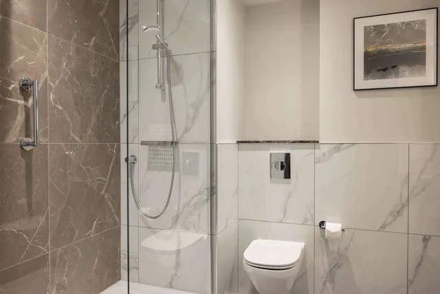 غرفة ديلوكس عائلية بسريرين مزدوجين، Hilton Cardiff Hotel 6/7