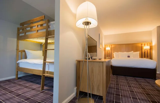 Deluxe, Family, 1 Double and 2 Bunk Beds, Bunk Bed، Kingsmills Hotel 2/2