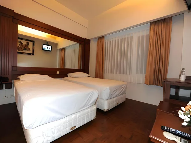 غرفة قياسية بسريرين منفصلين، Wirton Dago Hotel 2/2