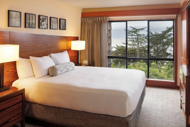 غرفة قياسية بسريرين كوين بإطلالة على الحديقة، Hyatt Carmel Highlands 3/6