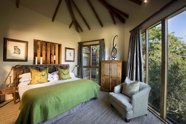 جناح بسرير كينج، Tsala Treetop Lodge 1/1