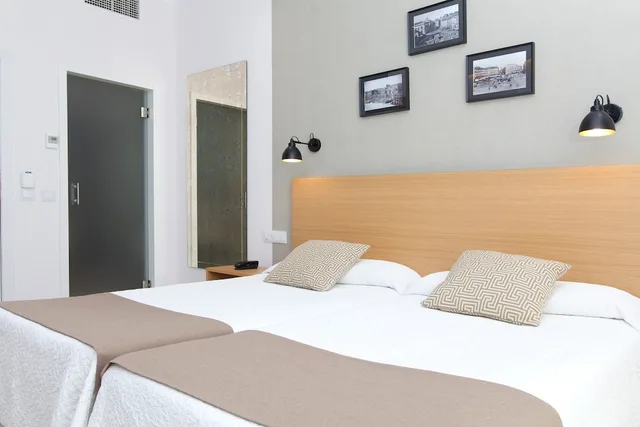 Room, Double Bed, Harbour Sol View، Hotel Europa 3/10
