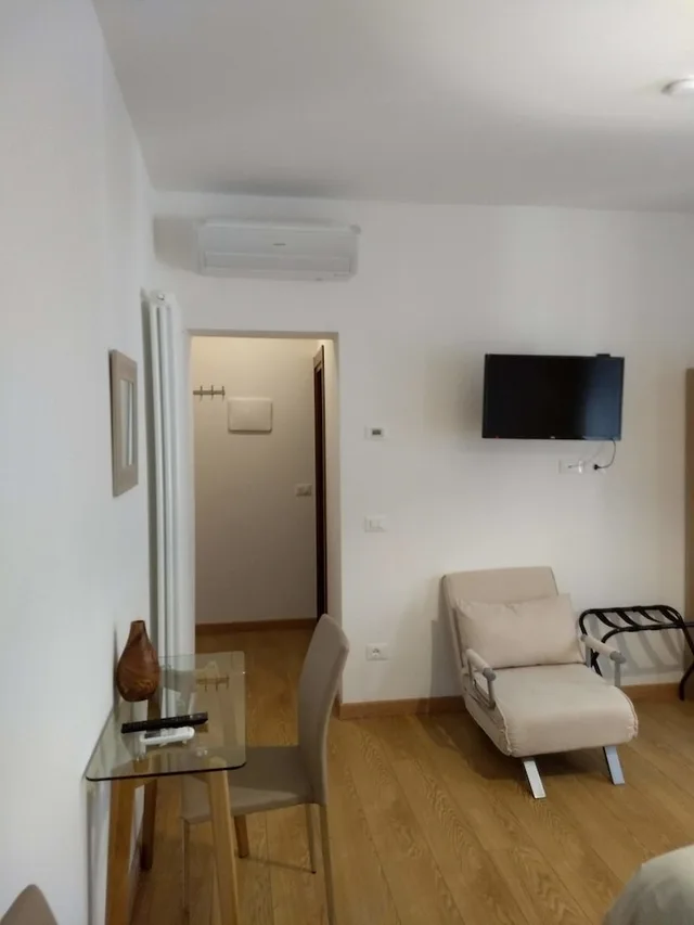 غرفة كلاسيكية ثلاثية بسرير كوين، San Polo Star 3/7