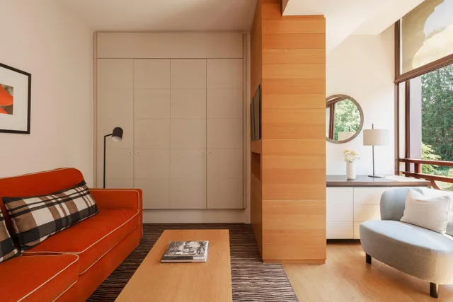 جناح جونيور بسرير كينج، Hotel Ermitage Evian Resort 10/10