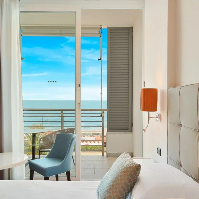 غرفة سوبيريور بسرير مزدوج بشرفة، Hotel Excelsior 4/6