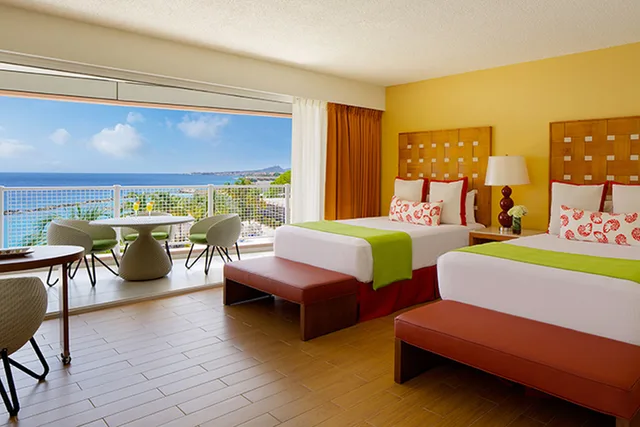 غرفة كلوب بسرير مزدوج بإطلالة على البحر، Sunscape Curacao Resort, Spa & Casino - All Inclusive 1/2