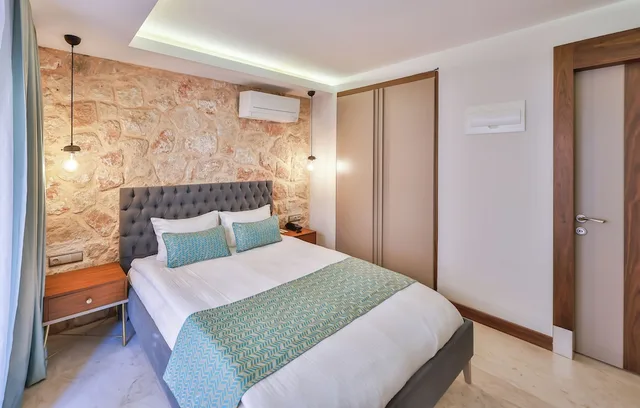 غرفة قياسية بسرير كوين بشرفة، Molino Hotel 2/8