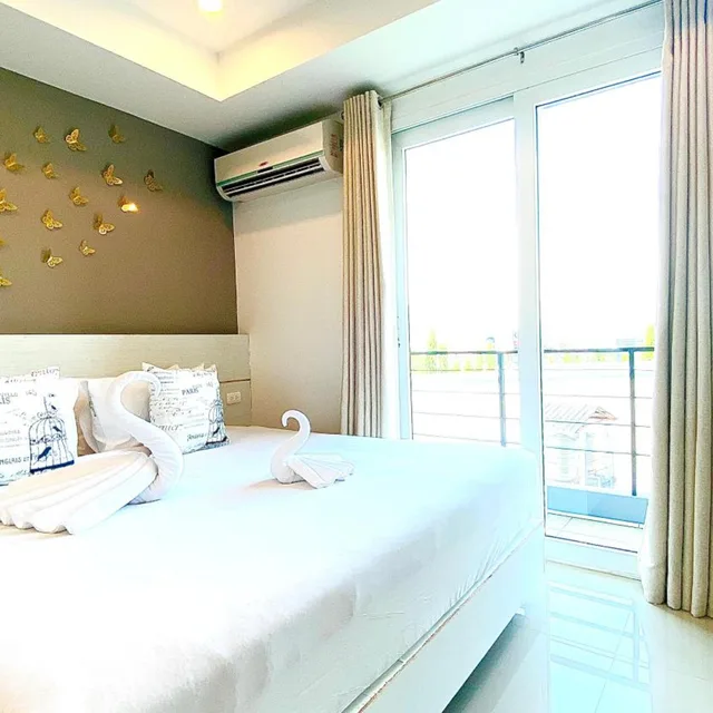 غرفة ديلوكس بسرير مزدوج، THE PALMS RESIDENCE 1/8
