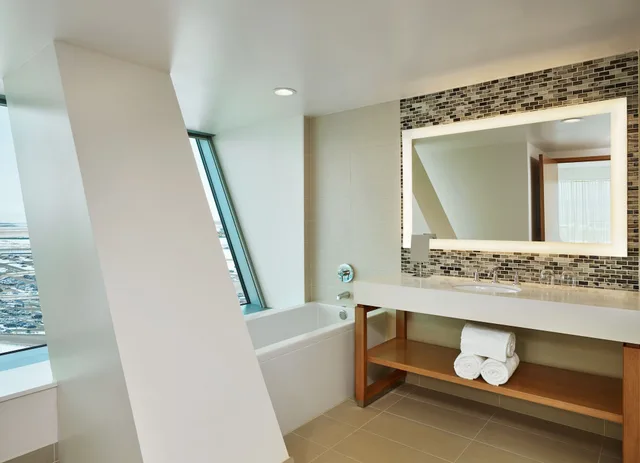 جناح تنفيذي بغرفة نوم واحدة، The Westin Denver International Airport 7/8