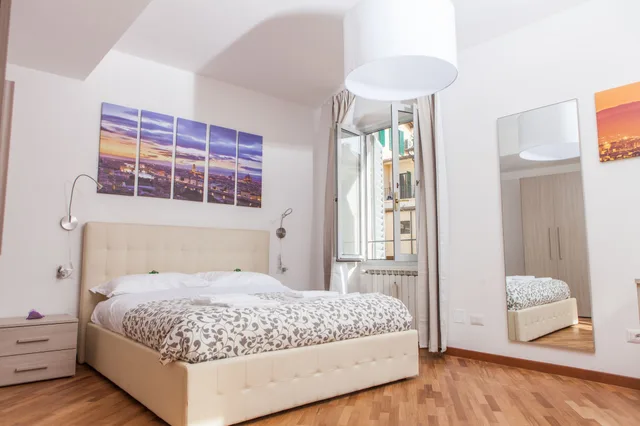 غرفة بسرير كوين بشرفة، Le Tre Lune Suites 6/10