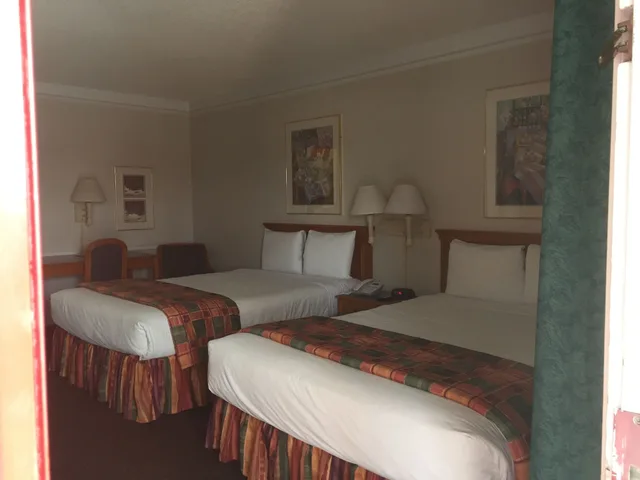 غرفة بسريرين كوين، Days Inn by Wyndham Tucson City Center 3/3