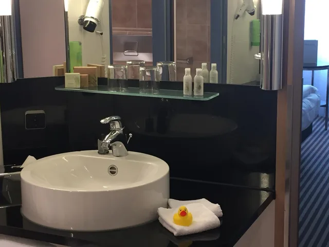 غرفة كلاسيكية بسرير فردي، Movenpick Hotel Munchen Airport 10/10