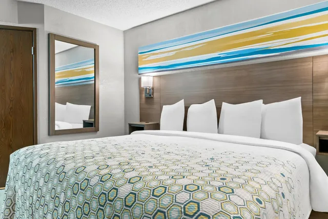 استوديو بسرير كينج، Red Roof Inn Flint 7/10