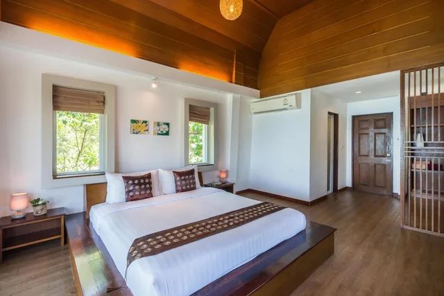 بنغل سوبيريور، Cocohut Beach Resort 3/4