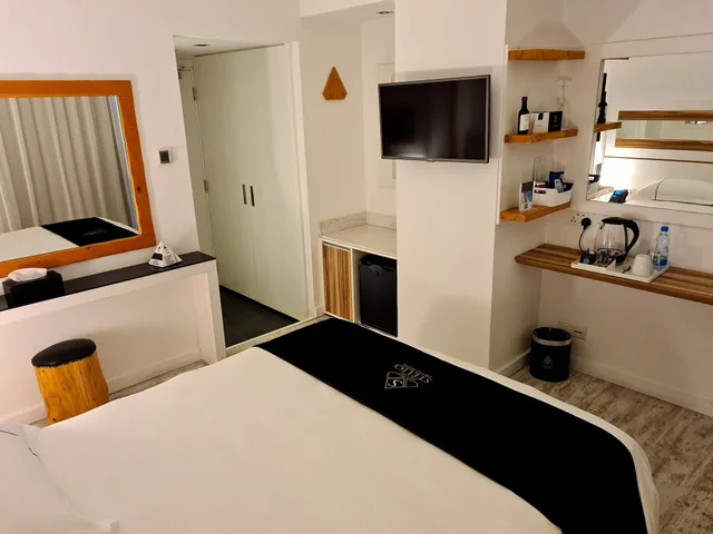 غرفة كلاسيكية بسرير مزدوج بإطلالة على البحر بشرفة، The Ciao Stelio Deluxe Hotel - Adults Only 7/10