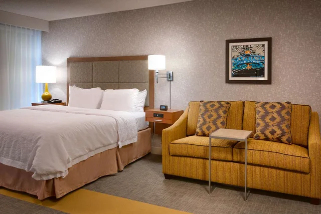 جناح استوديو بسرير كينج، Hampton Inn Salt Lake City-Downtown 1/4